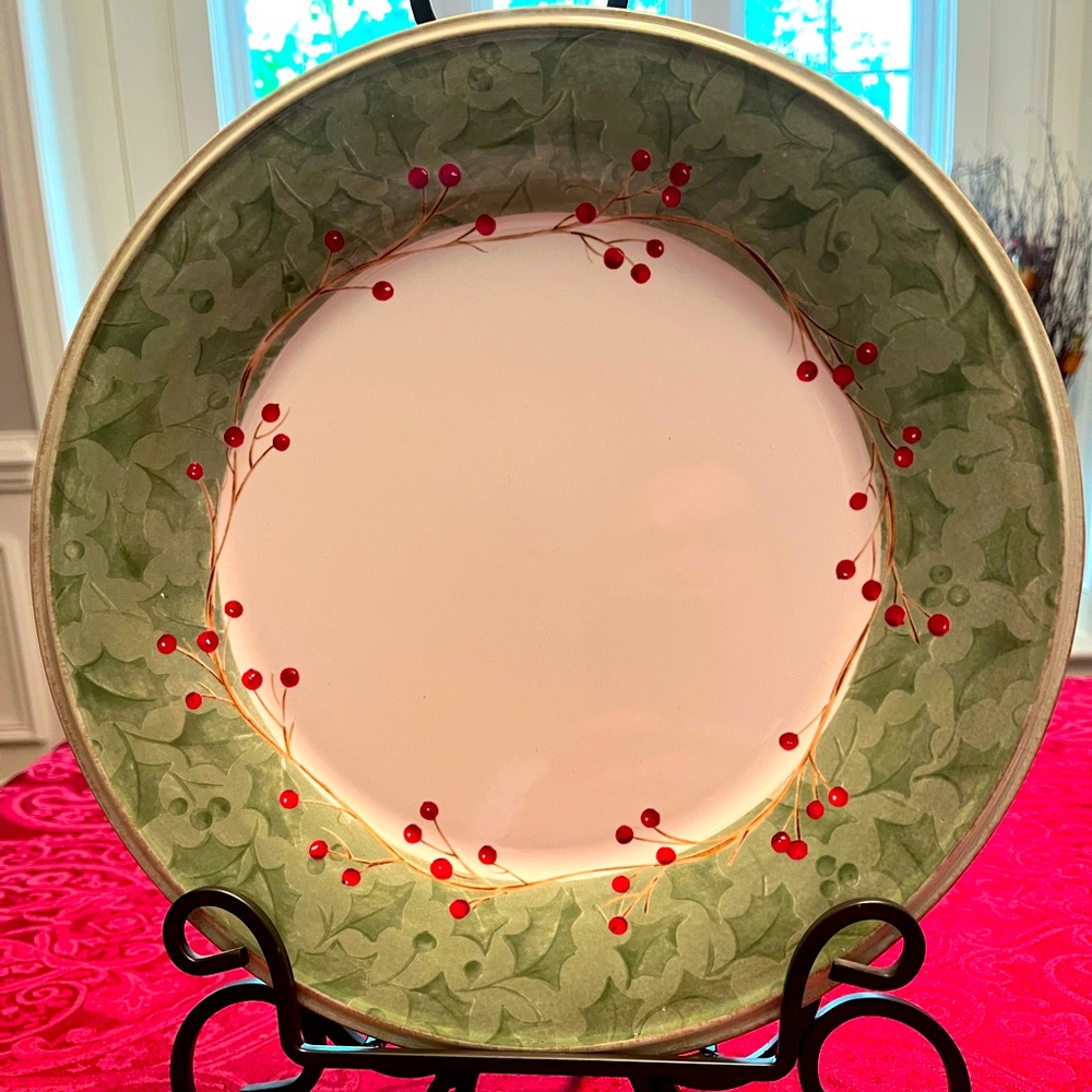 Lenox Holiday Damask dinner plate